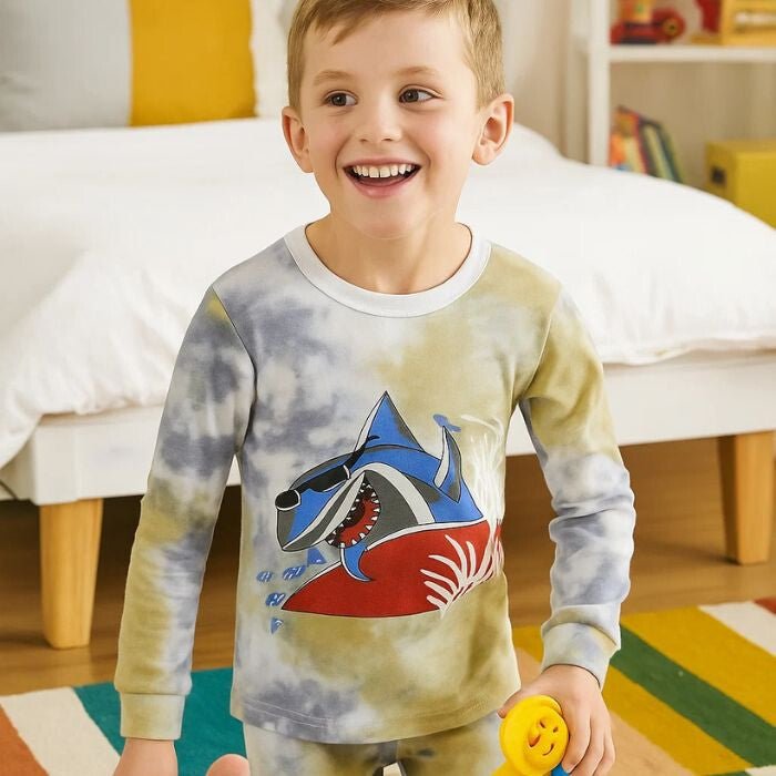 LOLPIP Fiú Hosszúujjú Pamut Pizsama Szett 6 éveseknek 2db (Cápás és Dinós) - BShopyX001F87R87_1