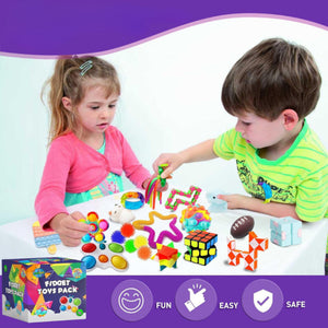 Dzieci z zestawem zabawek fidget – zabawne i łatwe w użyciu